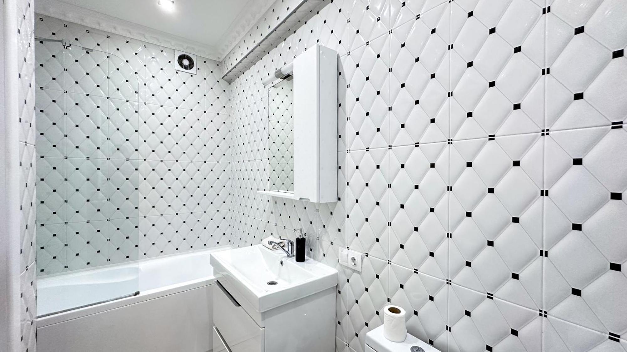 Business Class Apartments In The City Center คีชีเนา ภายนอก รูปภาพ