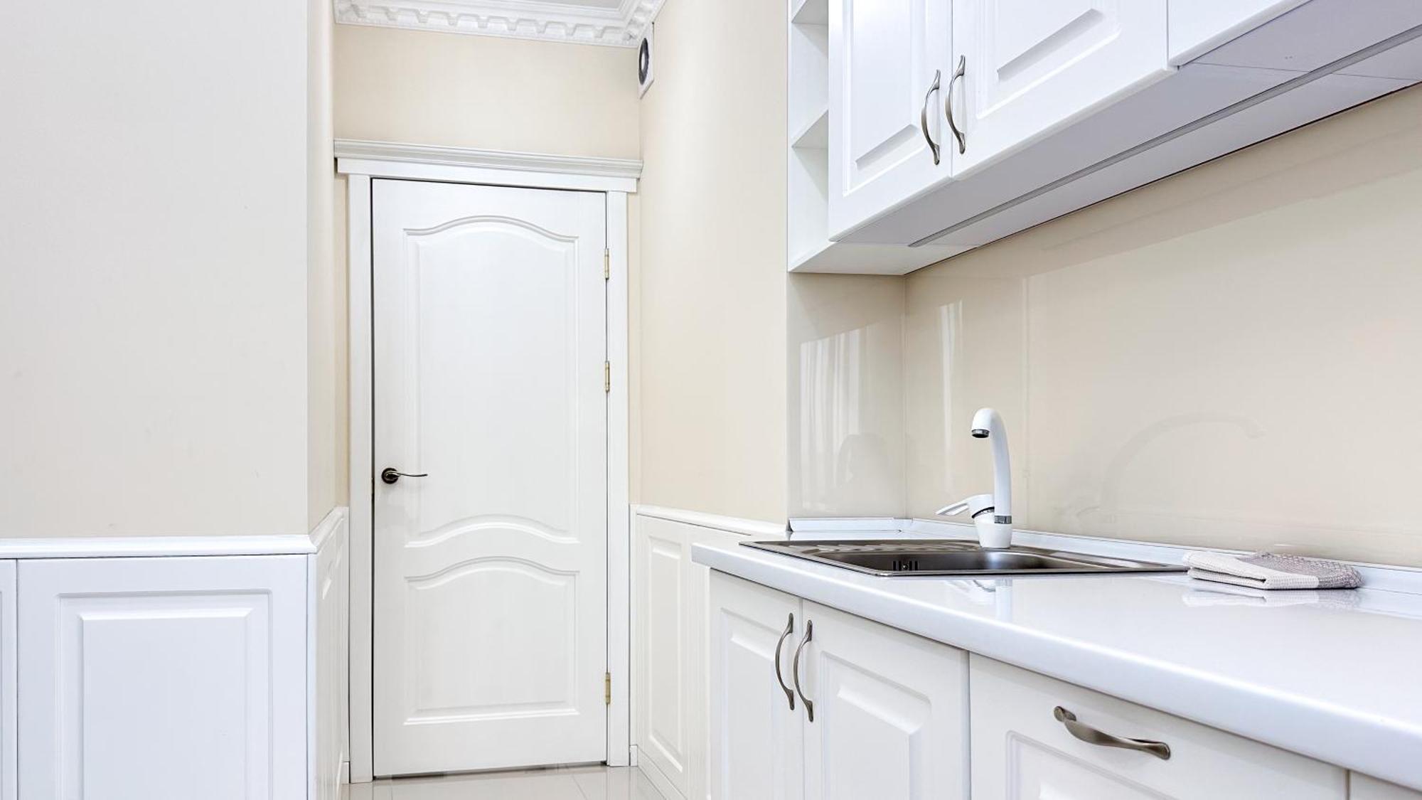 Business Class Apartments In The City Center คีชีเนา ภายนอก รูปภาพ