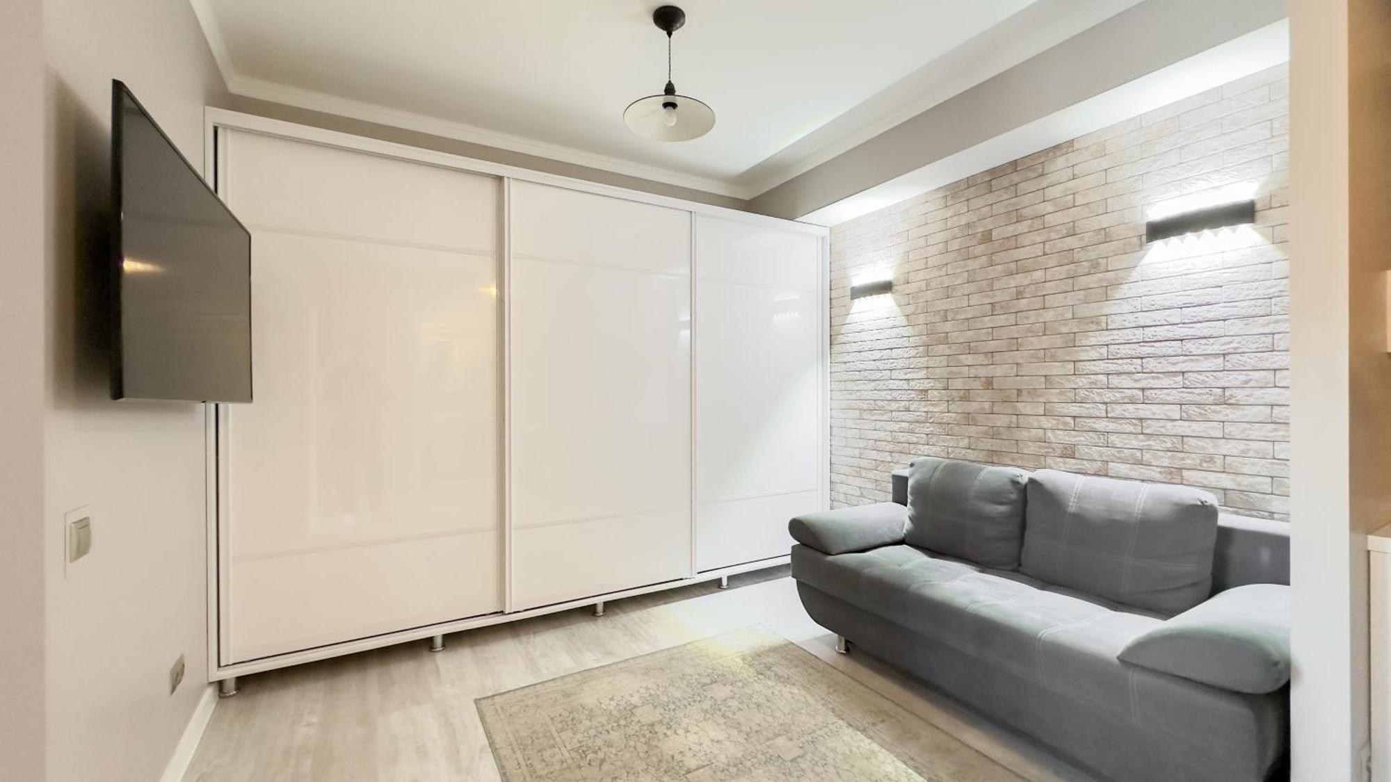 Business Class Apartments In The City Center คีชีเนา ภายนอก รูปภาพ
