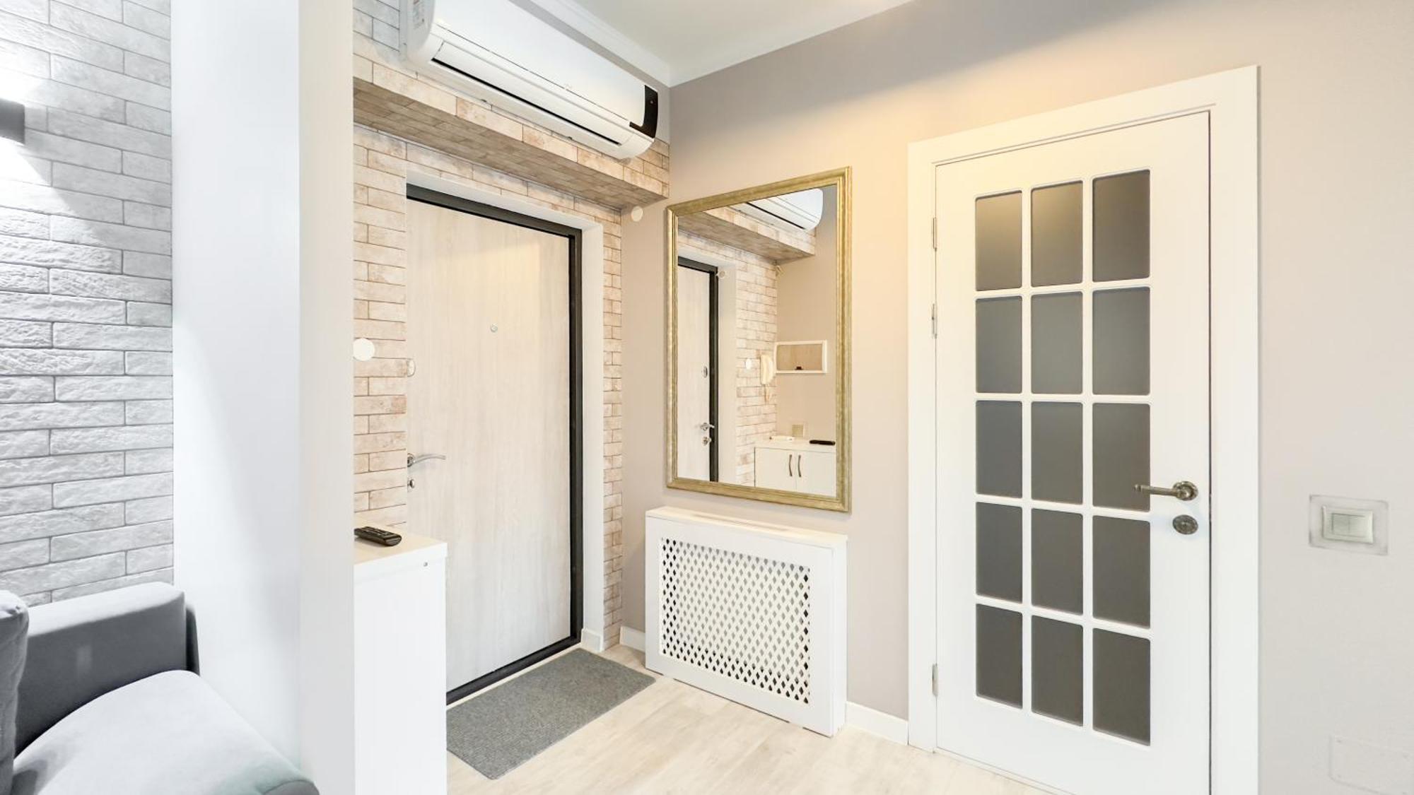 Business Class Apartments In The City Center คีชีเนา ภายนอก รูปภาพ