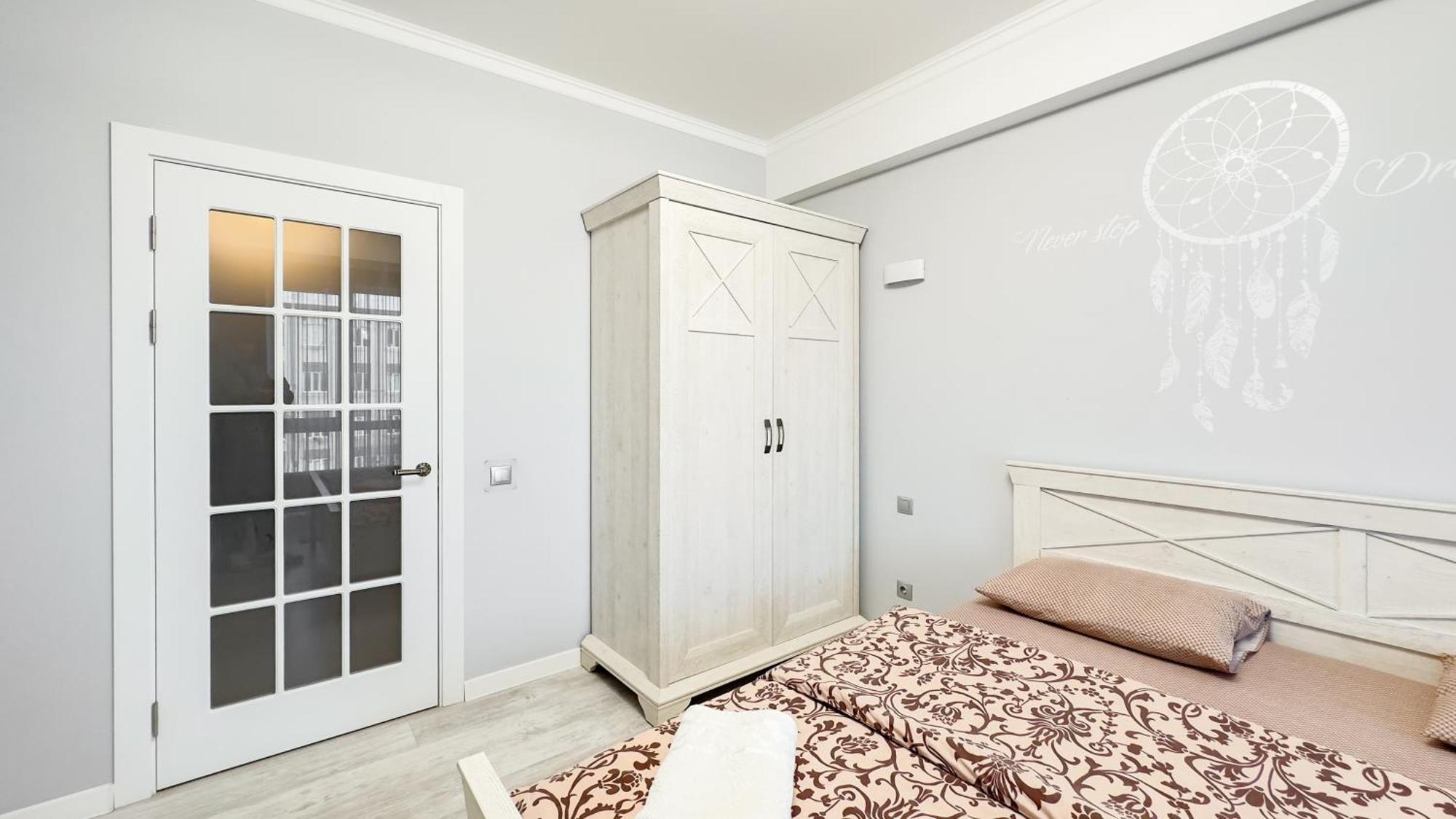 Business Class Apartments In The City Center คีชีเนา ภายนอก รูปภาพ